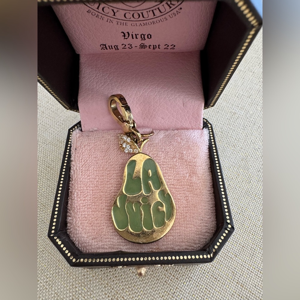 Juicy Couture Pear La Juicy charm
